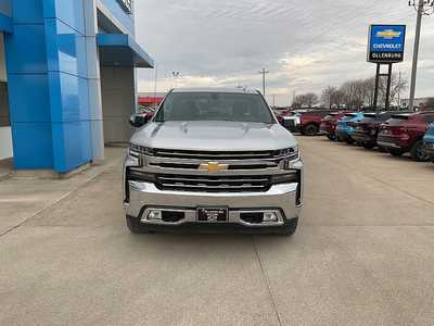 2019 Chevrolet 1500 Ext Cab, $29495. Photo 2