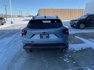 2025 Chevrolet Trax, $26440. Photo 6