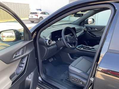 2025 Chevrolet Equinox, $37470. Photo 10