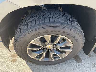 2025 Chevrolet 1500 Crew Cab, $64545. Photo 12