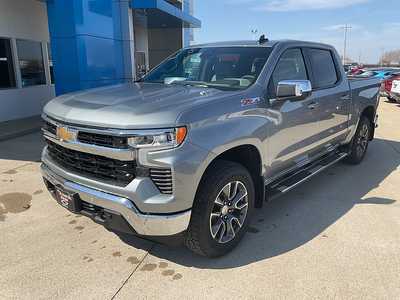 2025 Chevrolet 1500 Crew Cab, $64545. Photo 2