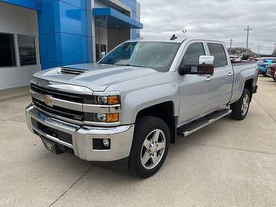 2019 Chevrolet 2500 Crew Cab, $38995. Photo 2