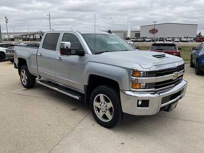 2019 Chevrolet 2500 Crew Cab, $38995. Photo 3