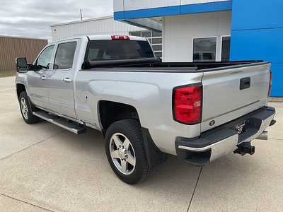 2019 Chevrolet 2500 Crew Cab, $38995. Photo 7