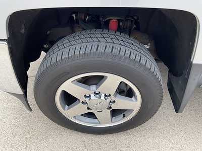 2019 Chevrolet 2500 Crew Cab, $38995. Photo 8