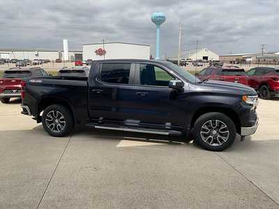 2022 Chevrolet 1500 Crew Cab, $35495. Photo 5