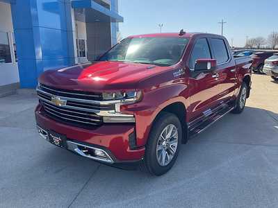 2022 Chevrolet 1500 Crew Cab, $45995. Photo 4