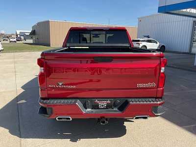 2022 Chevrolet 1500 Crew Cab, $45995. Photo 6