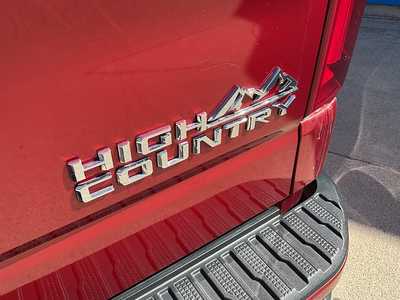 2022 Chevrolet 1500 Crew Cab, $45995. Photo 9