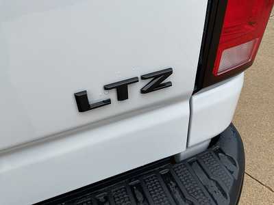 2025 Chevrolet 2500 Crew Cab, $73485. Photo 10