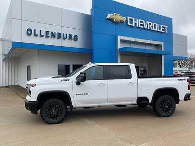 2025 Chevrolet 2500 Crew Cab, $73485. Photo 1