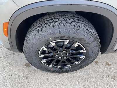 2025 Chevrolet Traverse, $54205. Photo 11