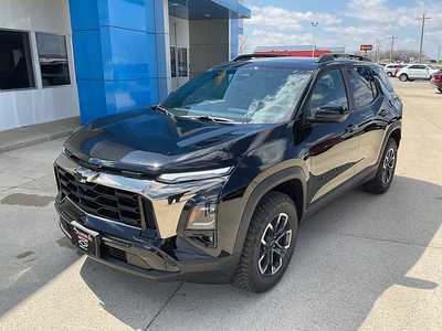 2025 Chevrolet Equinox, $39875. Photo 3