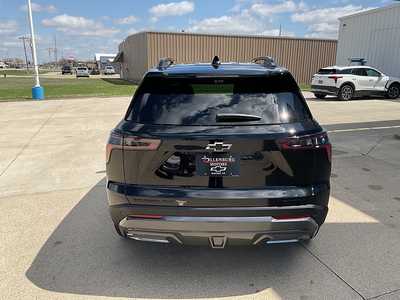 2025 Chevrolet Equinox, $39875. Photo 7
