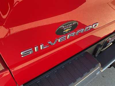 2025 Chevrolet 1500 Reg Cab, $48270. Photo 9
