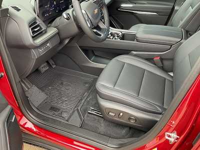 2025 Chevrolet Traverse, $50774. Photo 12