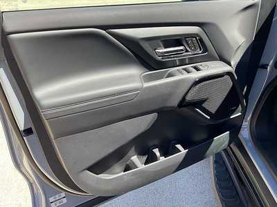 2025 Chevrolet 1500 Crew Cab, $75195. Photo 9