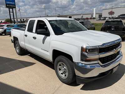 2018 Chevrolet 1500 Ext Cab, $18995. Photo 4