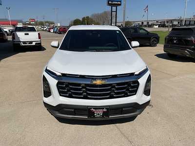 2026 Chevrolet Equinox, $34045. Photo 3