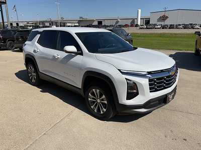 2026 Chevrolet Equinox, $34045. Photo 4