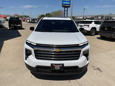 2025 Chevrolet Traverse, $47695. Photo 3