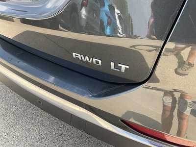 2020 Chevrolet Equinox, $18495. Photo 10