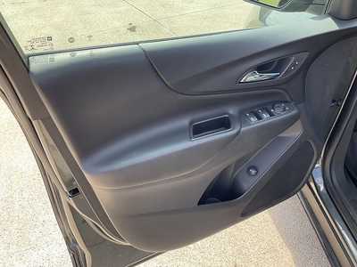 2020 Chevrolet Equinox, $18495. Photo 12