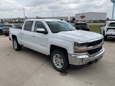 2016 Chevrolet 1500 Crew Cab, $20995. Photo 3