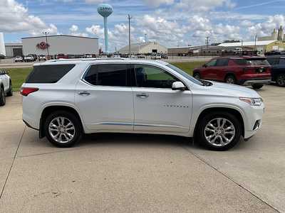 2020 Chevrolet Traverse, $27995. Photo 5