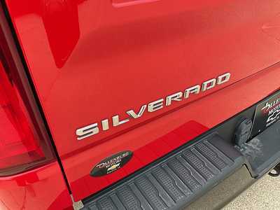 2020 Chevrolet 1500 Crew Cab, $35995. Photo 10