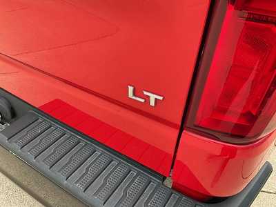 2020 Chevrolet 1500 Crew Cab, $35995. Photo 11