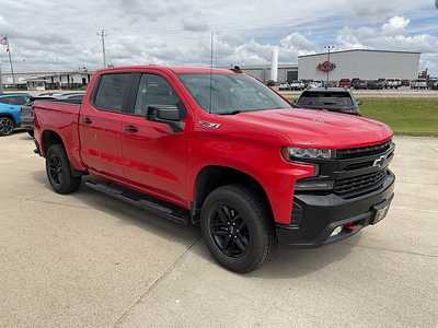 2020 Chevrolet 1500 Crew Cab, $35995. Photo 4