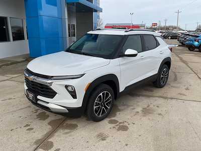 2025 Chevrolet TrailBlazer, $32070. Photo 2