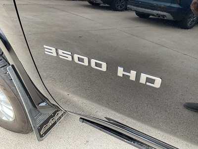 2022 Chevrolet 3500 Crew Cab, $51995. Photo 10