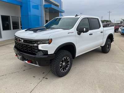 2025 Chevrolet 1500 Crew Cab, $74230. Photo 2