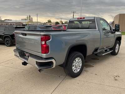 2025 Chevrolet 2500 Reg Cab, $59760. Photo 6