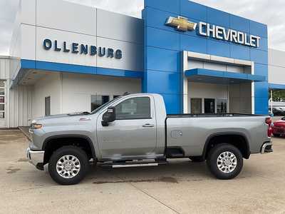 2025 Chevrolet 2500 Reg Cab, $59760. Photo 1