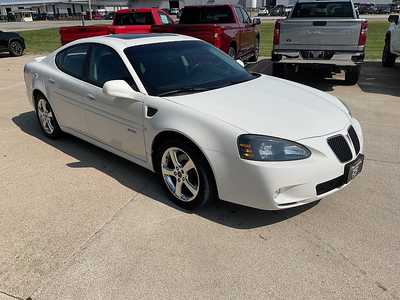 2006 Pontiac Grand Prix, $12995. Photo 3
