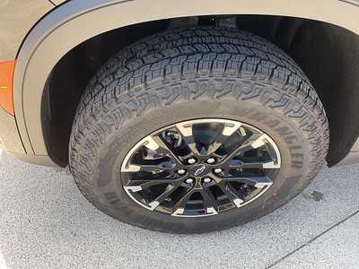 2025 Chevrolet Traverse, $49795. Photo 11