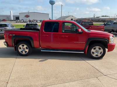 2009 Chevrolet 1500 Crew Cab, $7995. Photo 5