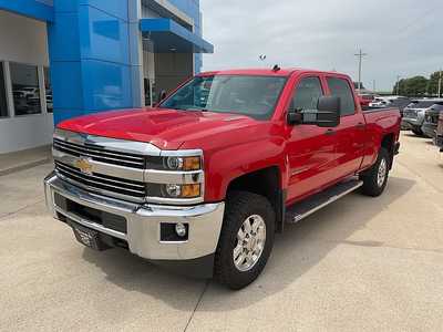 2015 Chevrolet 2500 Crew Cab, $21995. Photo 2