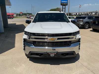 2021 Chevrolet 1500 Crew Cab, $32995. Photo 3