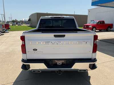 2021 Chevrolet 1500 Crew Cab, $32995. Photo 8