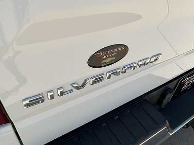 2021 Chevrolet 1500 Crew Cab, $32995. Photo 9
