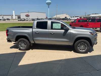 2025 Chevrolet Colorado Crew Cab, $44935. Photo 5