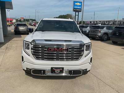 2023 GMC 1500 Crew Cab, $54995. Photo 2