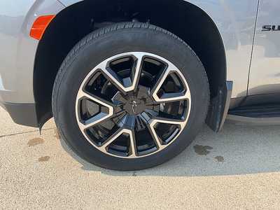 2022 Chevrolet Suburban, $61995. Photo 10