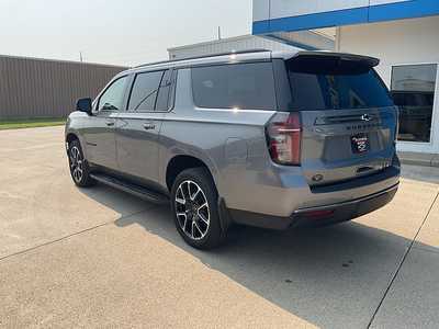 2022 Chevrolet Suburban, $61995. Photo 9