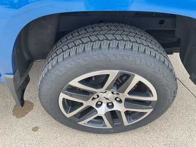 2023 Chevrolet Colorado Crew Cab, $40495. Photo 11