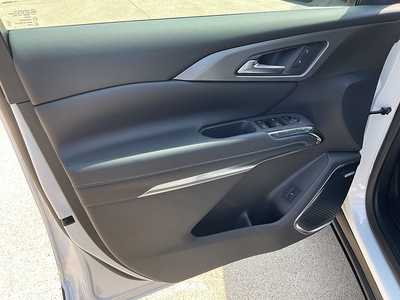 2026 Chevrolet Traverse, $53355. Photo 12